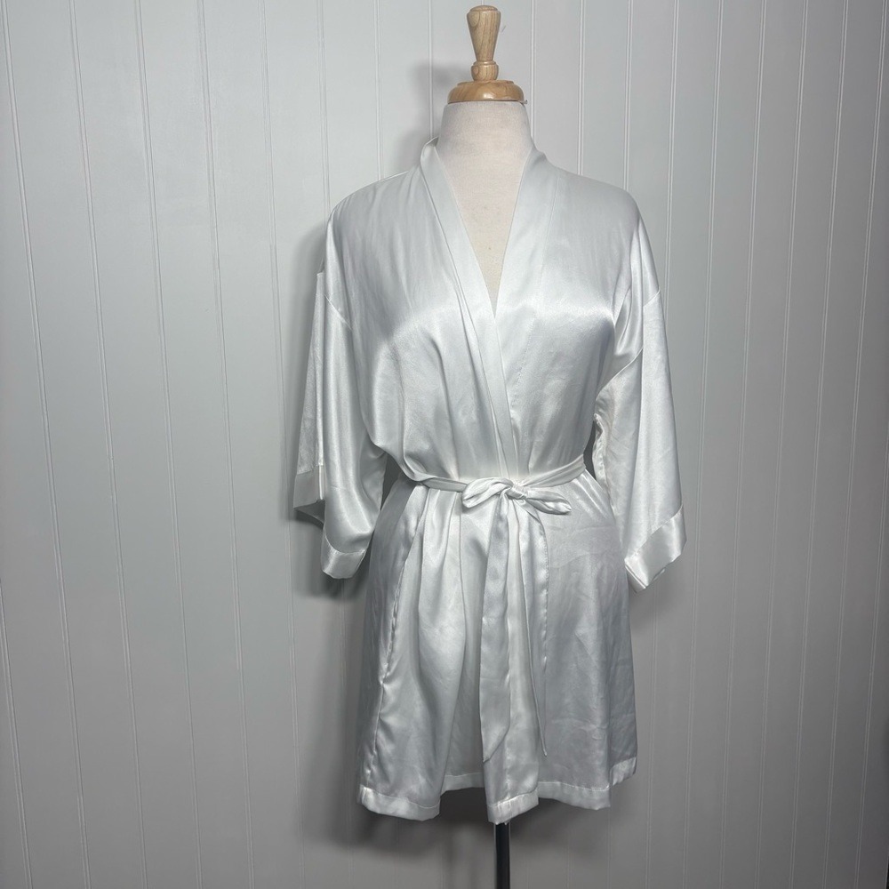 Victoria's Secret Satin Bridal Robe White Kimono Sleeve Lingerie Minimalist - Picture 8 of 8